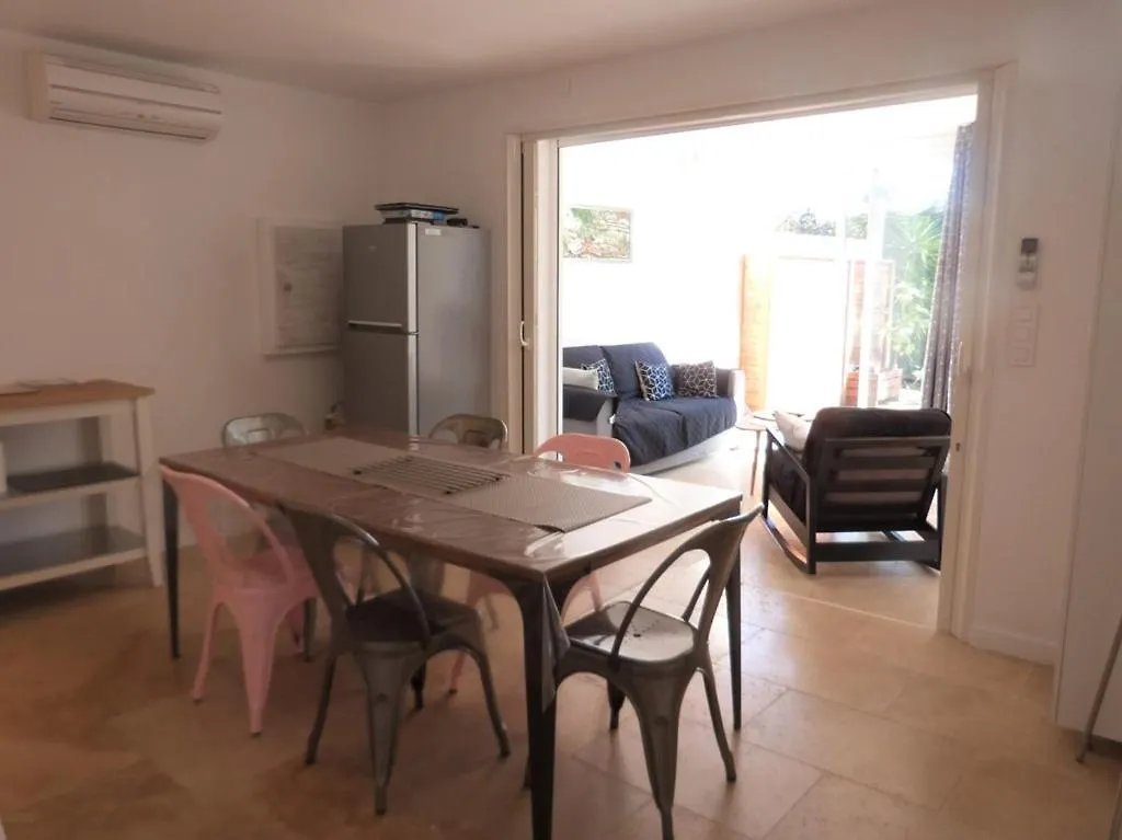 Gasjou - Golfe De St-Tropez - Gassin - Mazet Pour 6 Personnes Dans Domaine Avec Piscine Et Tennis